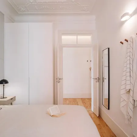 Ferreira - 2 Bedrooms In Campo De Ourique Апартаменты Лиссабон