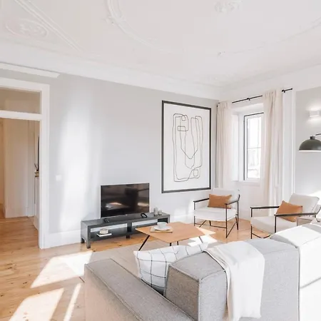 Ferreira - 2 Bedrooms In Campo De Ourique Lisboa