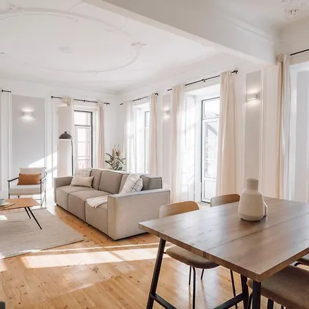 Апартаменты Ferreira - 2 Bedrooms In Campo De Ourique