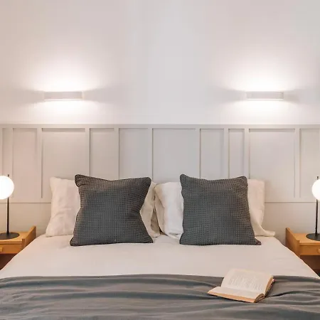 Ferreira - 2 Bedrooms In Campo De Ourique Апартаменты *